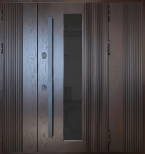 Входная полуторная термодверь с боковой вставкой, остеклением, бугельной ручкой и отделкой МДФ